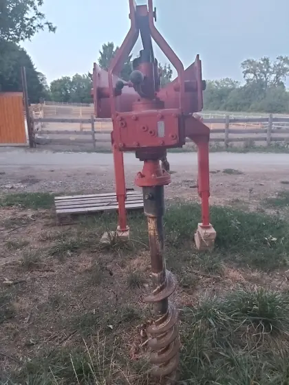Erdbohrer für Traktor Herculano HP Serie