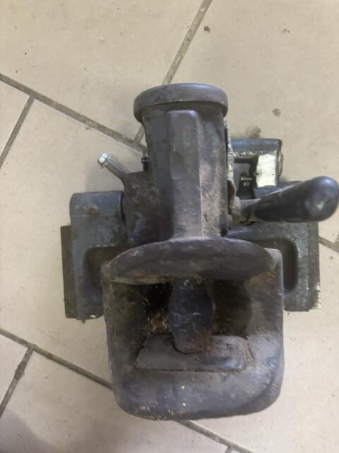 New Holland Case Steyr Automatic Anhängevorrichtung