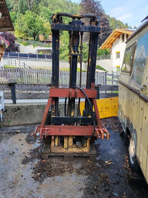 Verkaufe Hubmast mit Dreipunktanbau