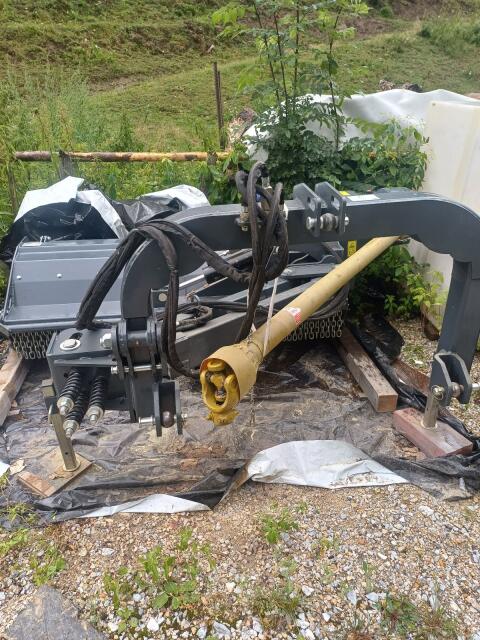 Seitenmulcher, Böschungsmulcher Nero R-180H