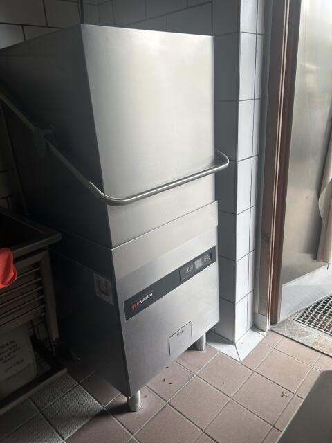 Durchschubspülmaschine mit 9,66 kW
