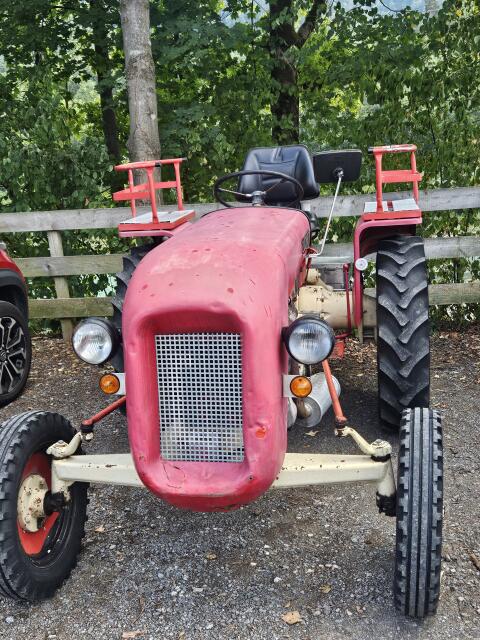 Bucher Traktor