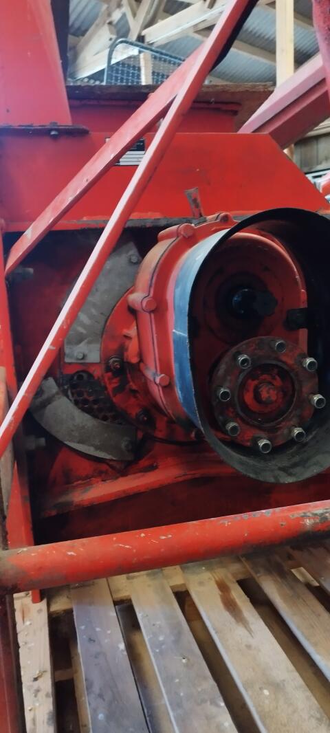CCM-Mühle, Musmühle, Feuchtmais u. Trockengetreide, Gruber Profi 480