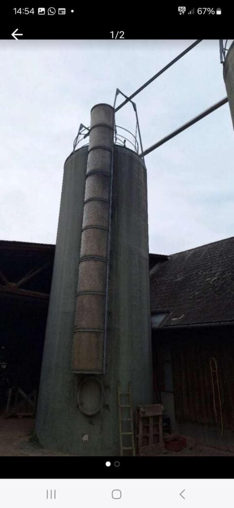 Polyestersilo