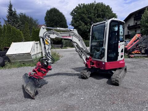 Takeuchi TB 325 R