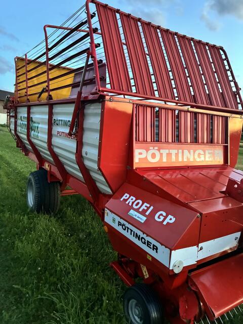 Verkaufe Pöttinger Ladewagen Profi Grand Prix 2