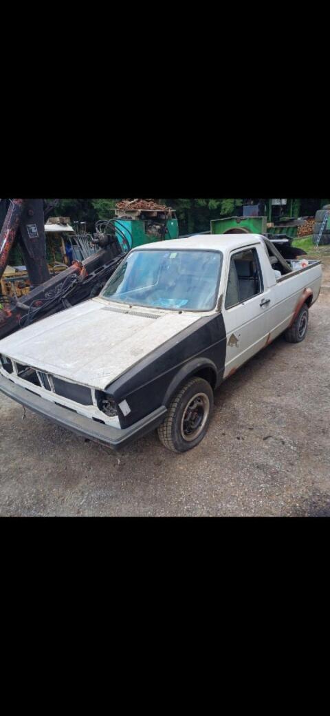 VW Caddy 1