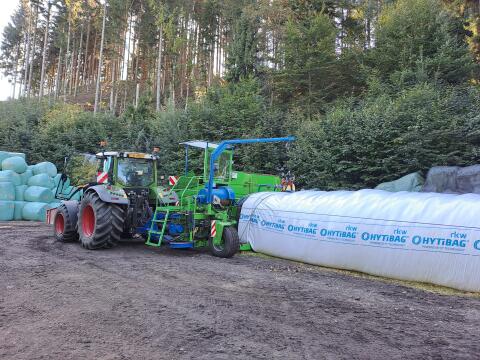 Siloschlauchpresse AG-BAGGER G7000