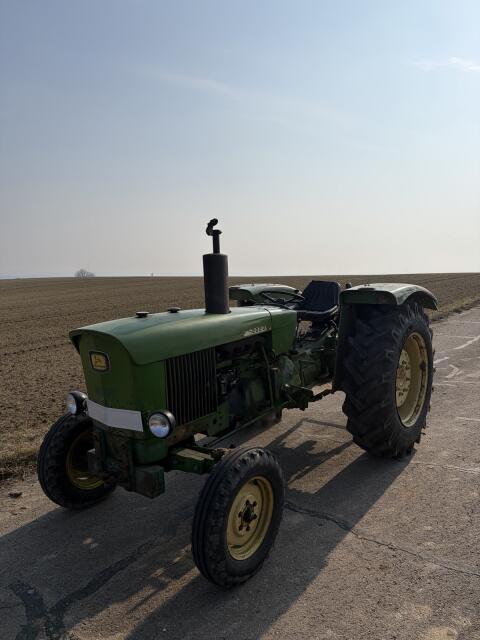 John Deere 2020