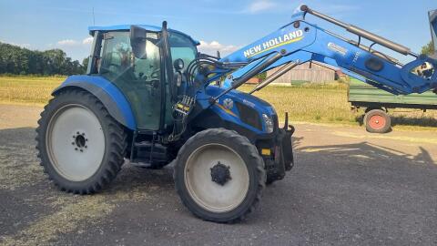 New Holland T5.85