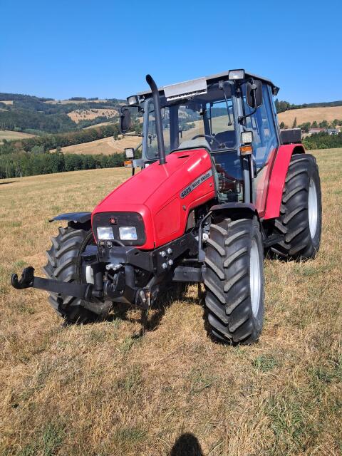 Massey Ferguson 4225