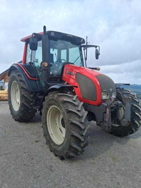 Valtra N92