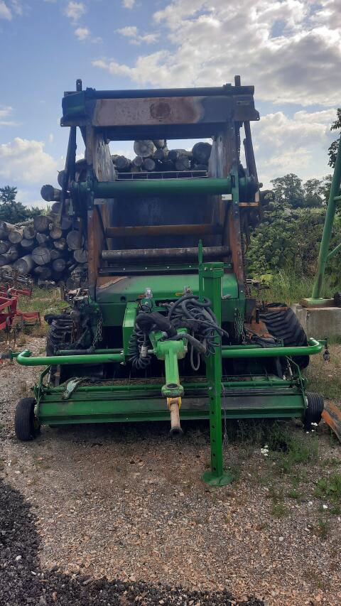 John Deere 864 Maxi Cut