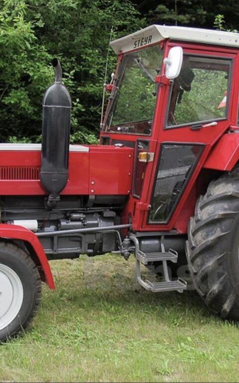 Suche Auspuff und Aufstieg zu Steyr Plus