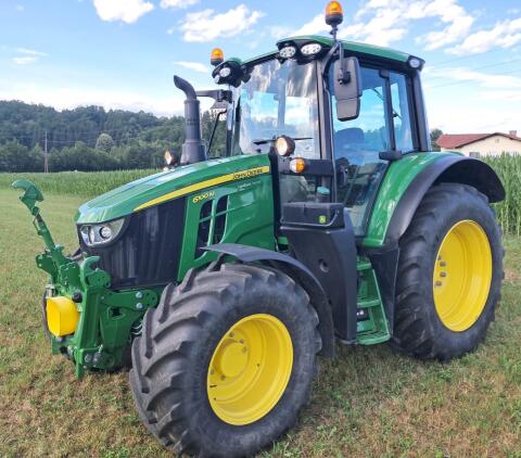 John Deere 6100M
