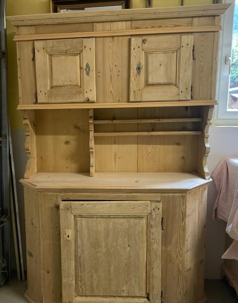 Stubenschrank