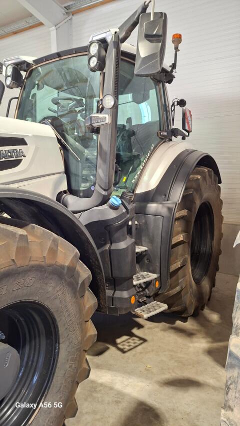 Verkaufe Valtra Q305
