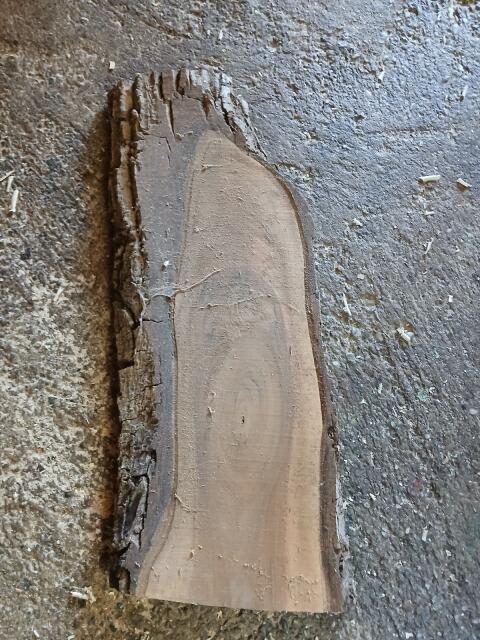 Nussholzplatte mit 5 cm Stärke, Nussholz 85 x 36 cm