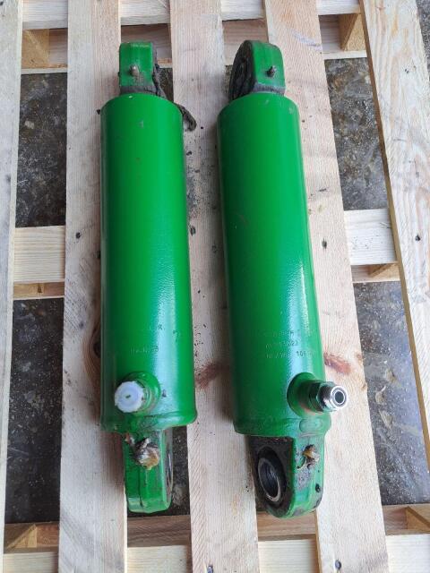John Deere Hubzylinder 6105 RC
