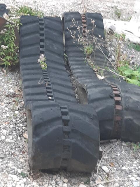 Verkaufe Laufwerkketten Takeuchi 175