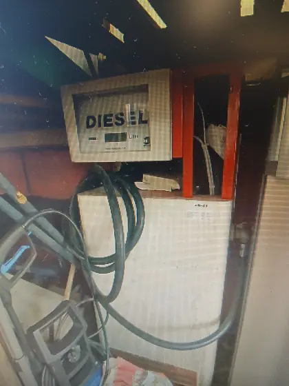 Verkaufe eine alte Zapfsäule für Diesel, funktionstüchtig