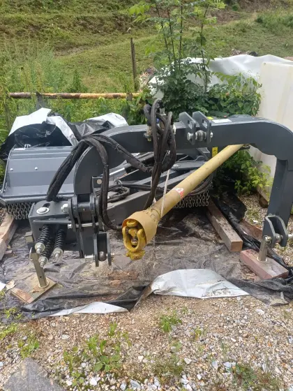 Seitenmulcher, Böschungsmulcher Nero R-180H