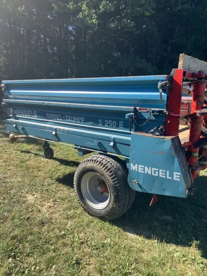 Miststreuer Mengele S 250 E