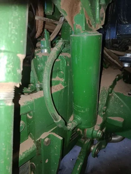 Hubzylinder für div. John Deere Traktoren zu verkaufen (AL213025)