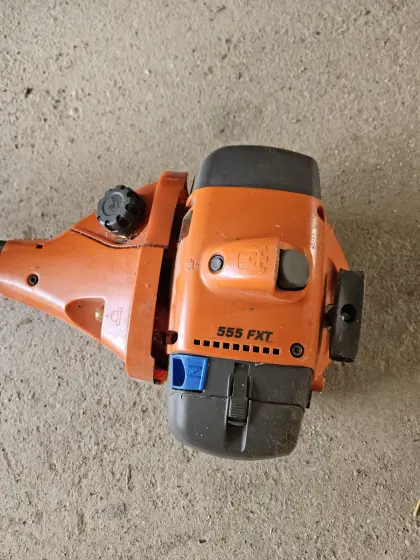 Husqvarna Freischneider 555 FXT