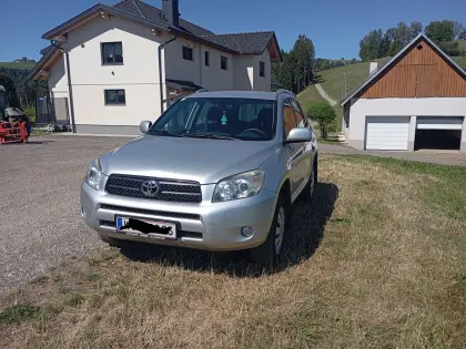 Toyota RAV4 2,2 D-4D