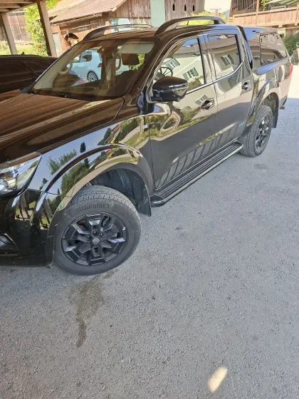 Nissan Pickup NP300 Black Edition