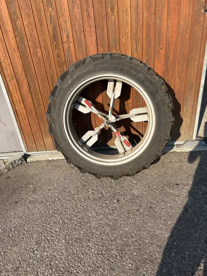 Doppelräder, Zwillingsräder 230/95 R32
