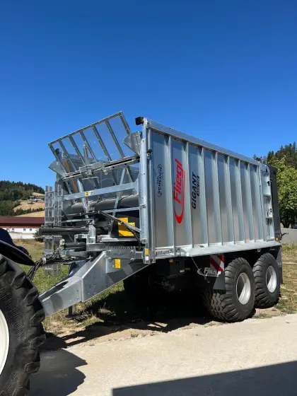 Biete diverse Transportarbeiten mit ASW 256