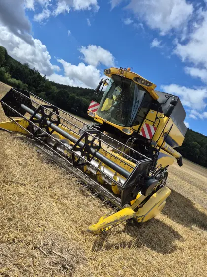 Mähdrescher New Holland CSX 7050