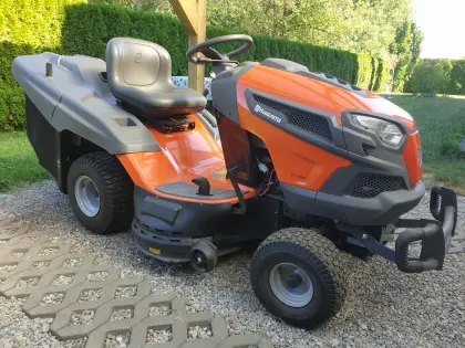 Husqvarna TC 238T Rasentraktor