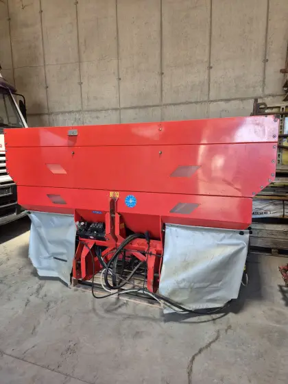 Rauch Axera Düngerstreuer 1101