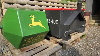 Frontgewicht, Ballenzange, Forstkiste