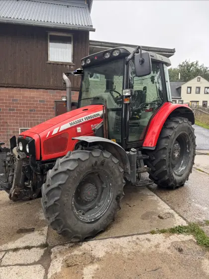 Massey Ferguson MF5425