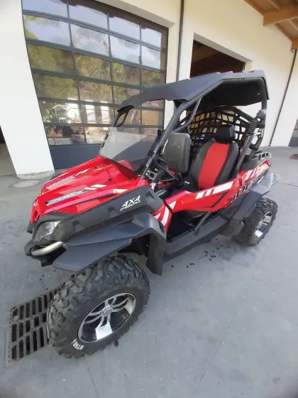 CF Moto ZForce Buggy