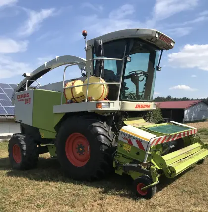 Claas Jaguar 840 Allrad mit RU450 und Pickup 300 HD