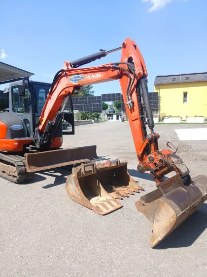 Kubota KX 057-4