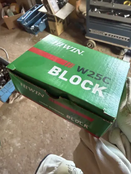 HIWIN Linearschienenführung 25 W25C