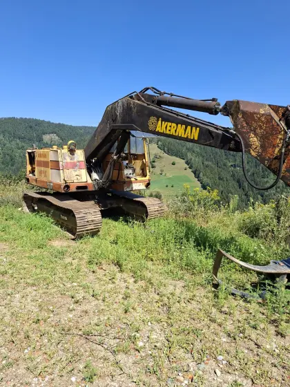 Kettenbagger Akerman H9BLC