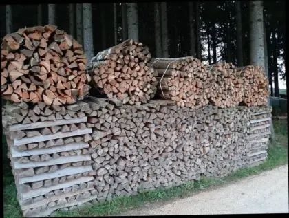 Brennholz zu verkaufen
