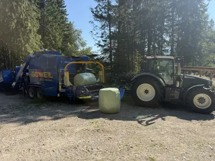 Maisballen pressen Häckselballen CCM