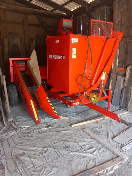 Mähdrescher SIP Tornado 40