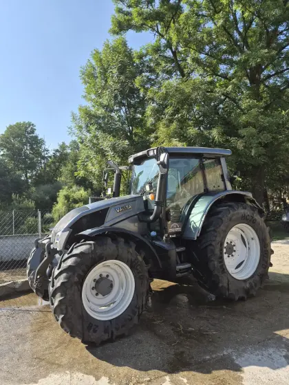 Valtra N123 Direct mit RÜFA