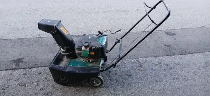 Schneefräse neuwertig