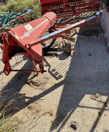 Kuhn GA 3501S Front-/Heckschwader