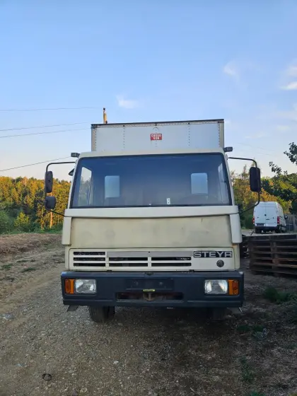 LKW Steyr 8S14
